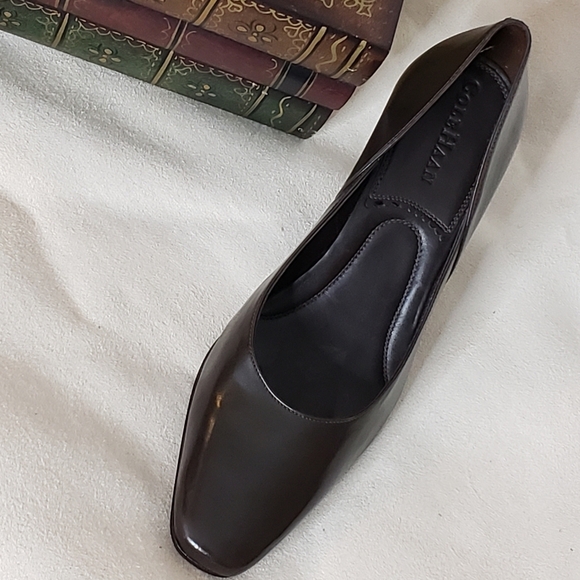 Vintage Cole Haan Leather Dark Brown Walking Heels Pristine Designer Luxury - Picture 1 of 13